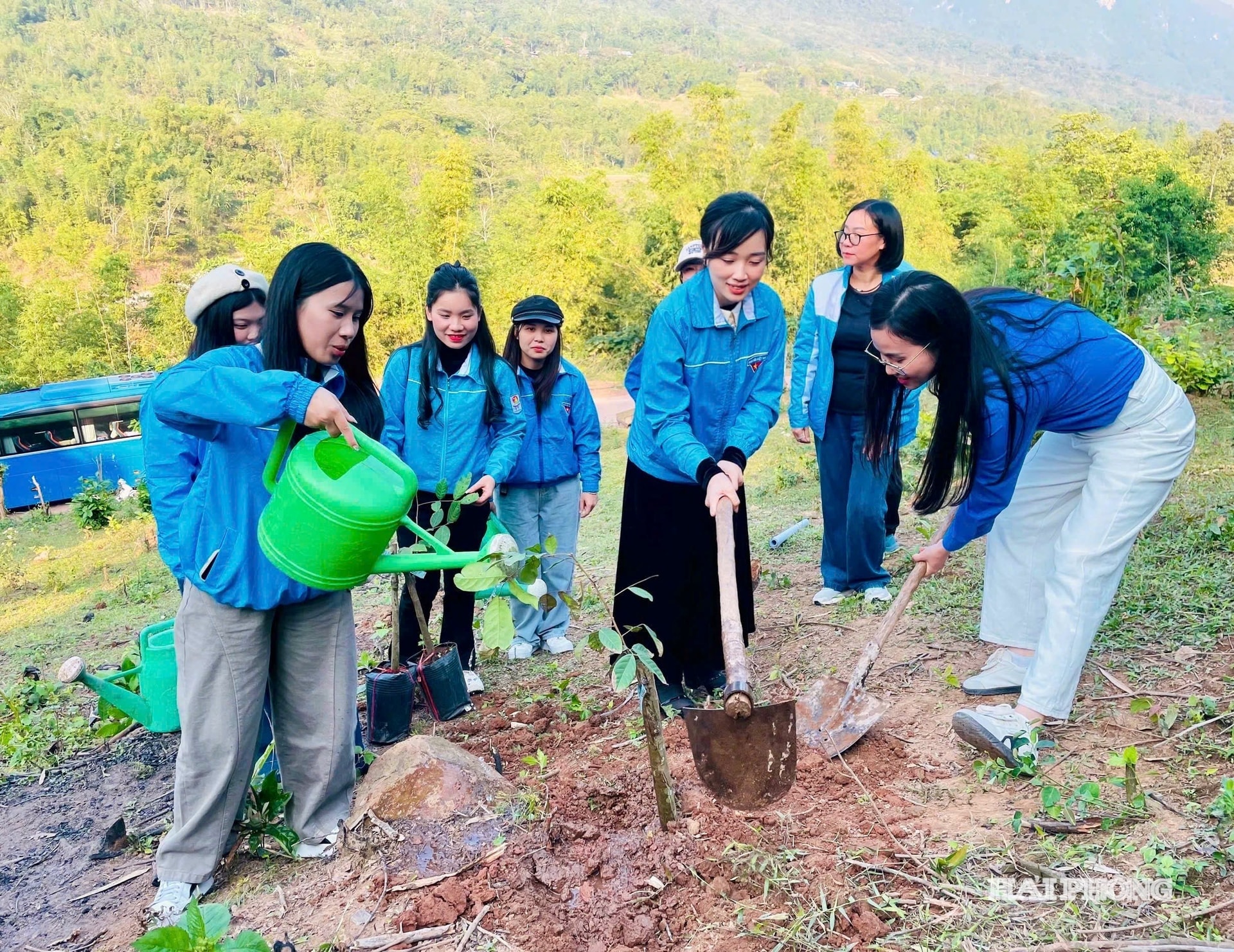 tinh-nguyen-4.jpg