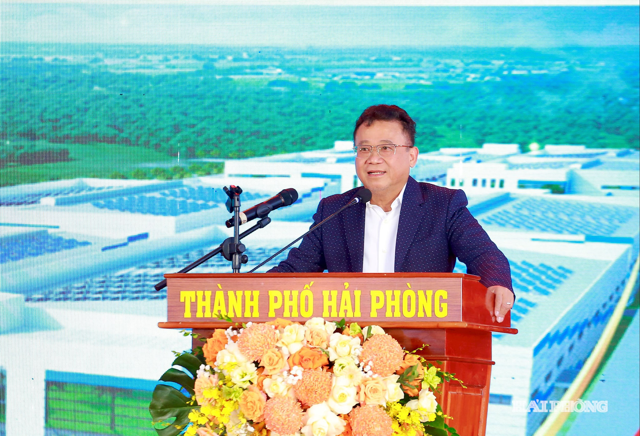 Ông Đặng Thành Tâm, Chủ tịch HĐQT , Giám đốc Công ty CP phát triển bền vững Châu á Thái Bình Dương phát biểu.