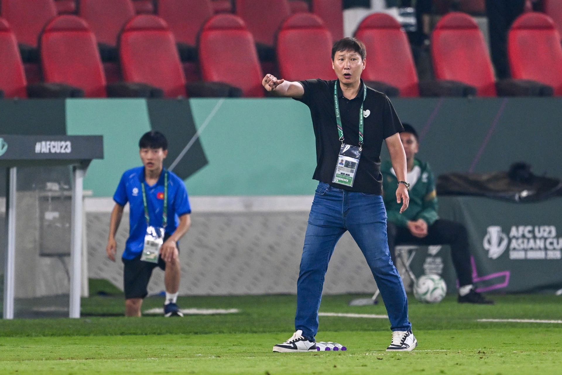 HLV Kim Sang Sik “giải mã” U23 UAE - Ảnh 1.