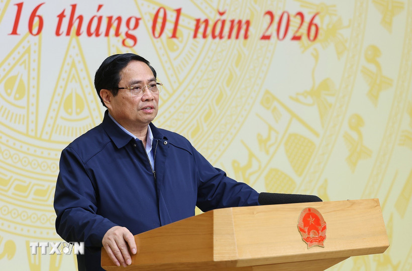 Thủ tướng Phạm Minh Chính phát biểu chỉ đạo Hội nghị tổng kết “Chiến dịch Quang Trung” xây dựng lại nhà cho các gia đình bị thiệt hại do bão lũ tại miền Trung. (Ảnh: Dương Giang/TTXVN)