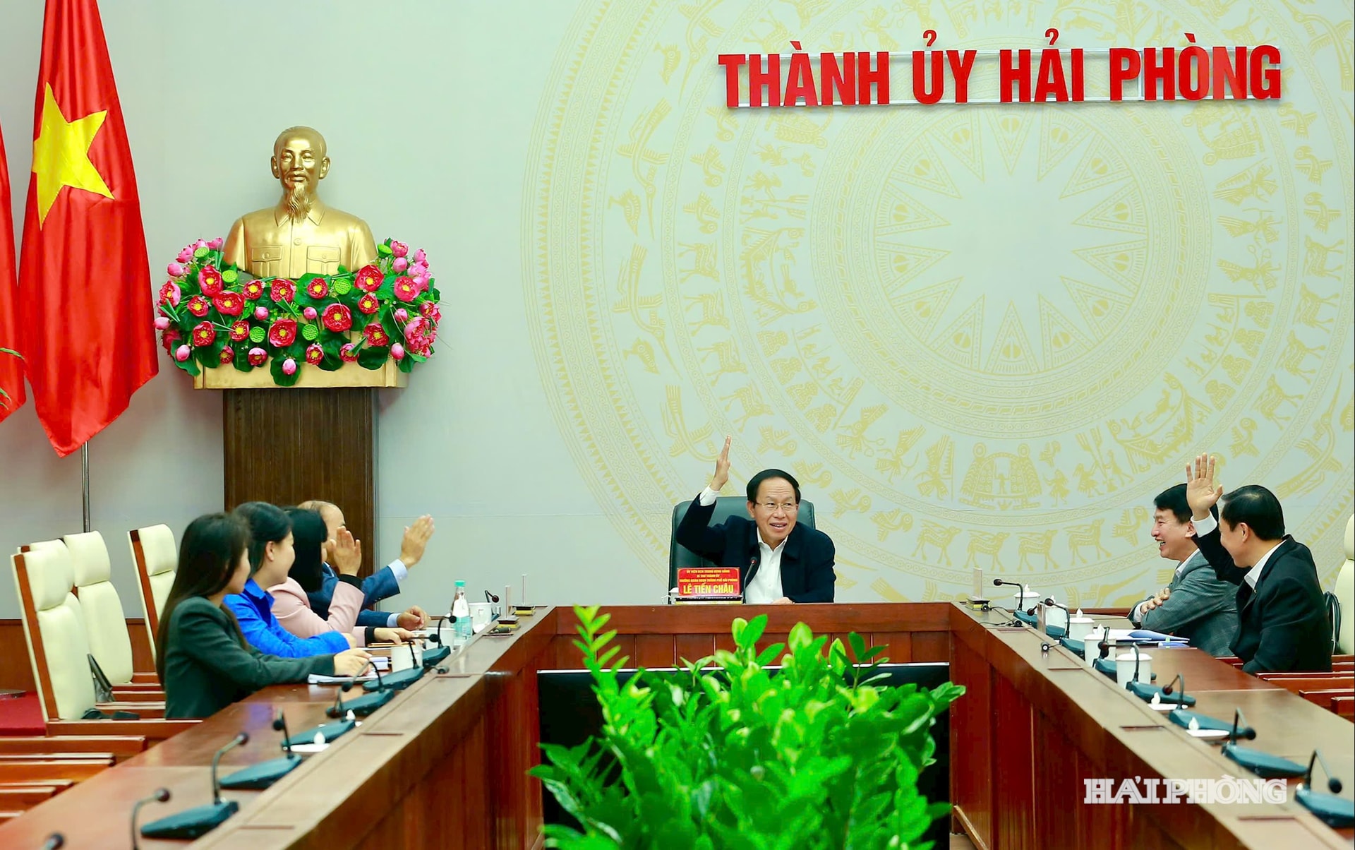 le-tien-chau4.jpg