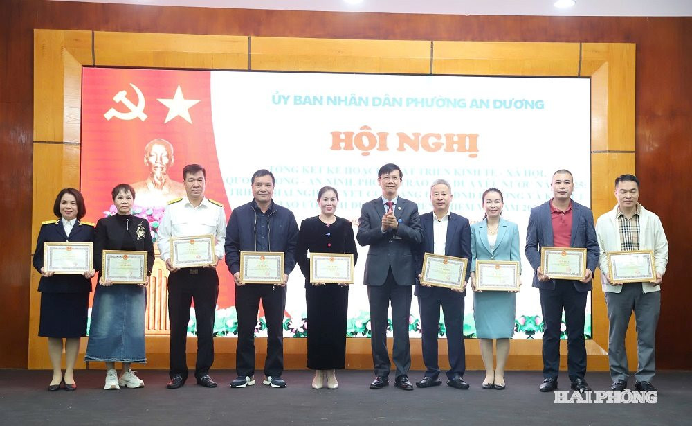 trao-thuong 4
