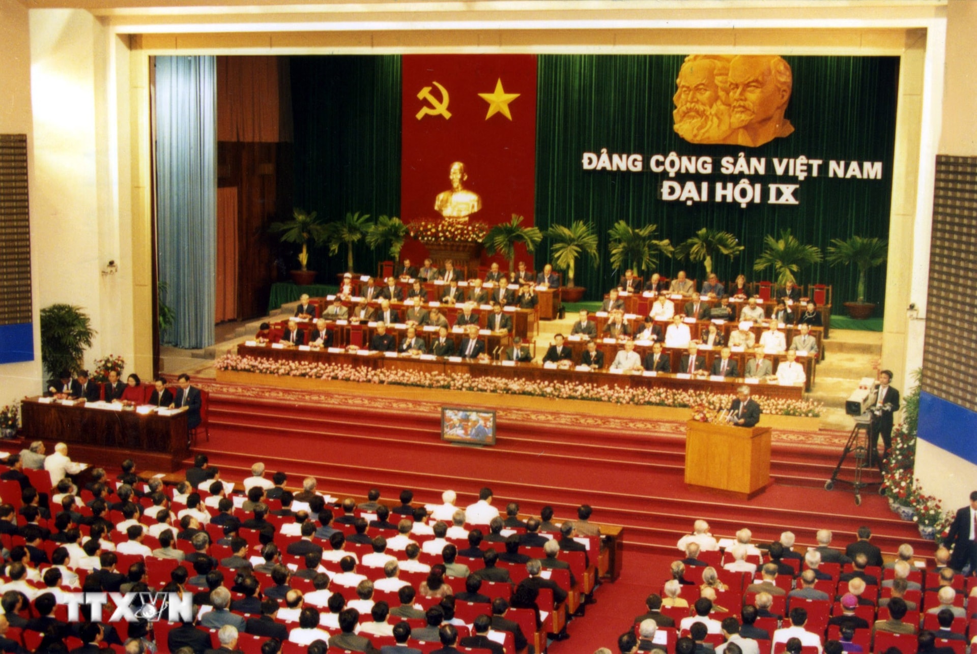 dai hoi 9