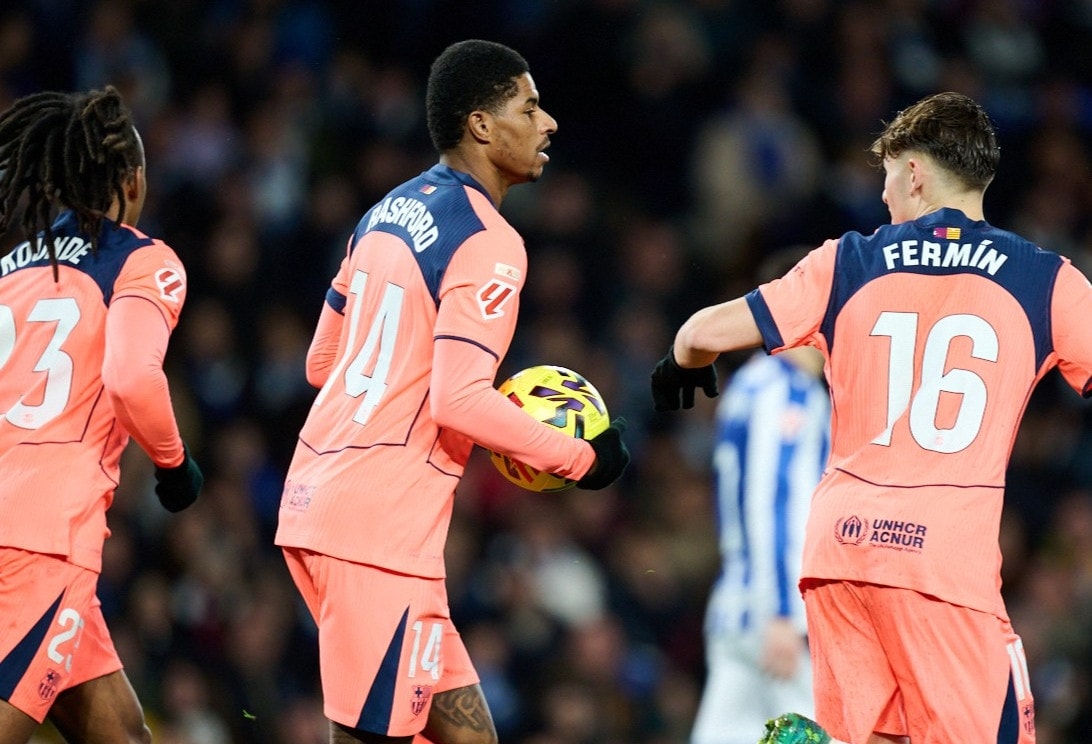 Barcelona thua trên sân khách, chỉ hơn Real Madrid đúng 1 điểm trong cuộc đua vô địch La Liga - Ảnh 2. Barcelona thua trên sân khách, chỉ hơn Real Madrid đúng 1 điểm trong cuộc đua vô địch La Liga - Ảnh 2.