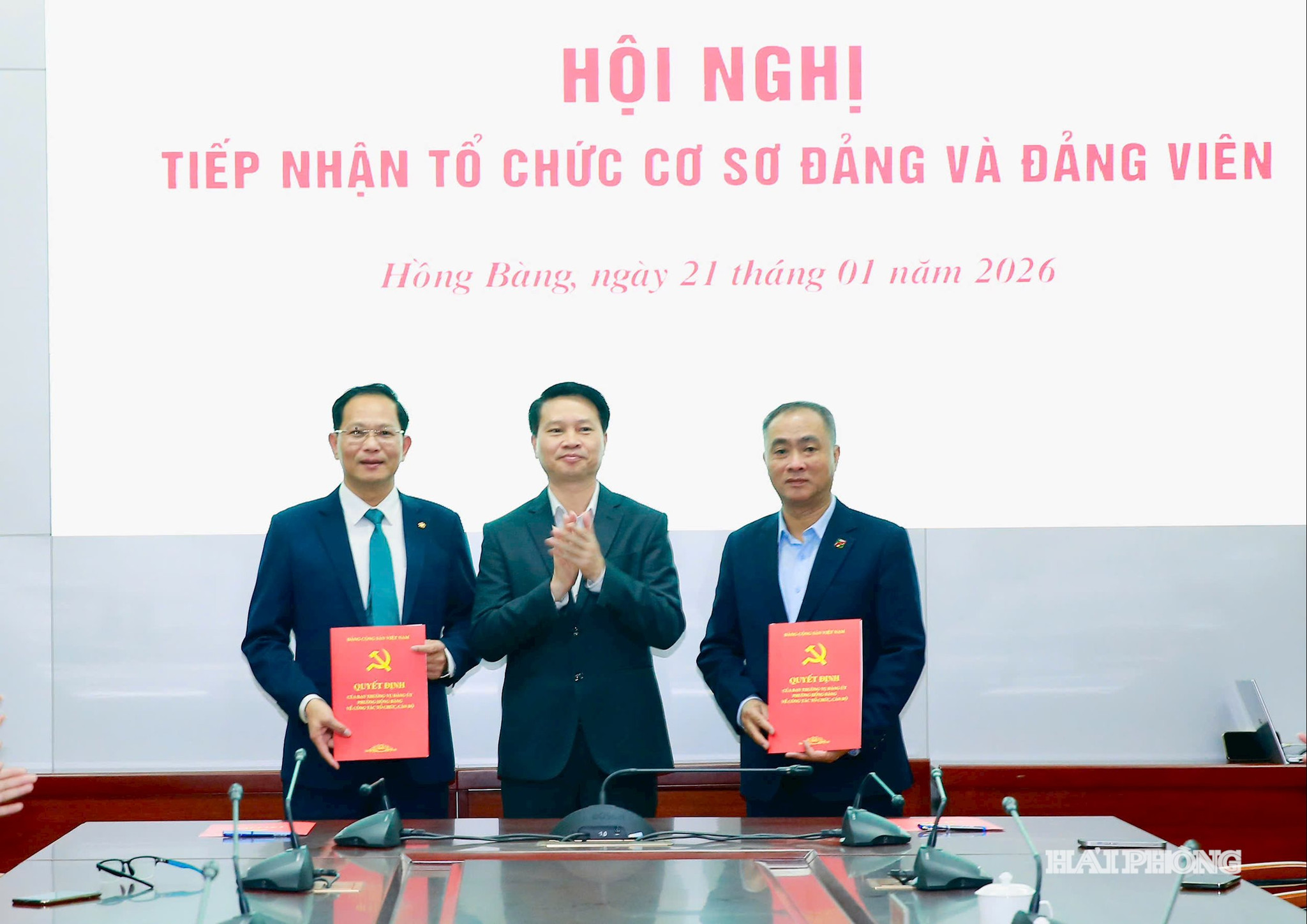 HB.tiep nhan