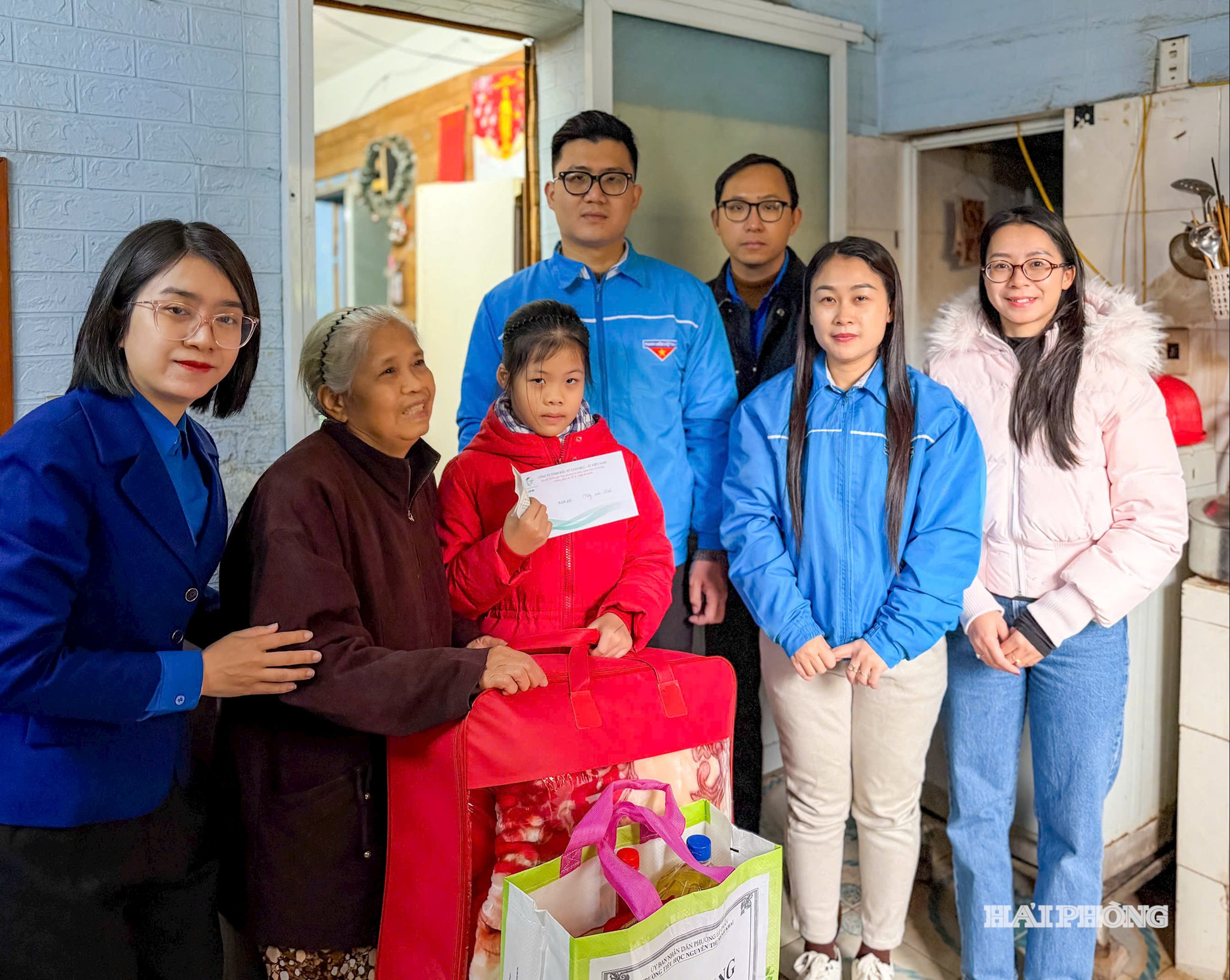 doan-thanh-nien-4.jpg
