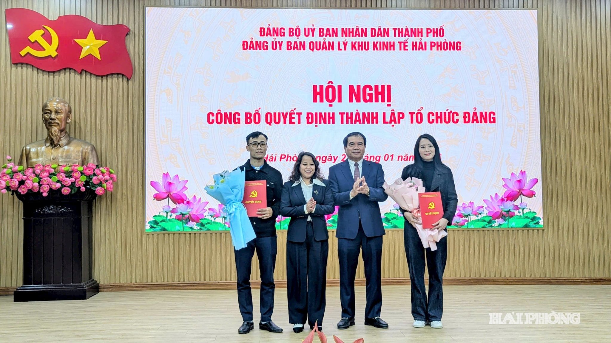 z7460595456900_f7c9becee34655ed57d055da3490bc35.jpg