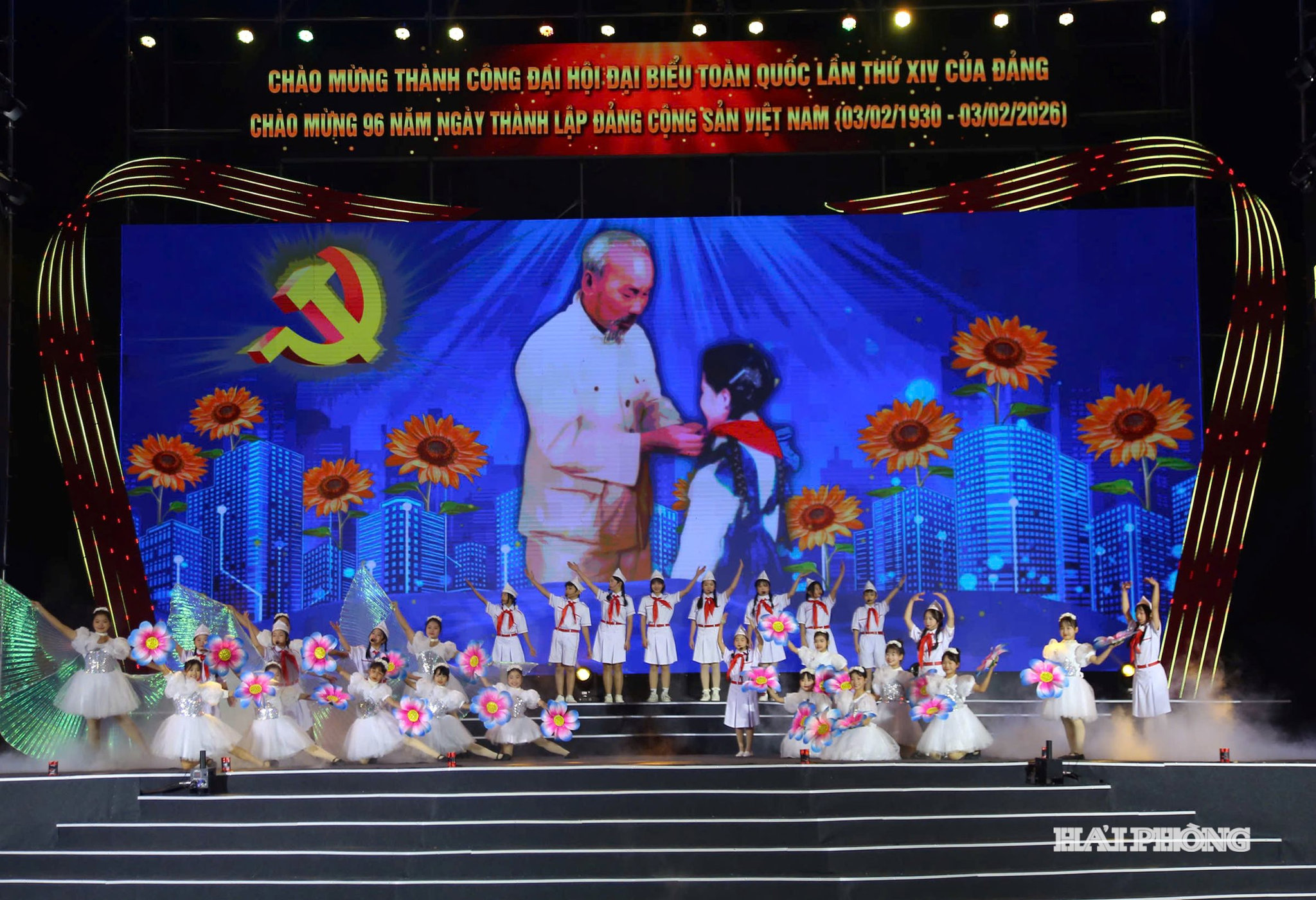chao-mung-dai-hoi-dang21.jpg