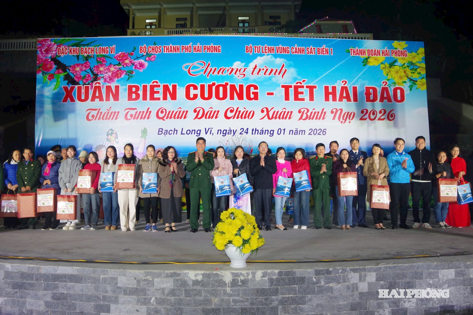 gia-dinh-quan-nhan.jpg