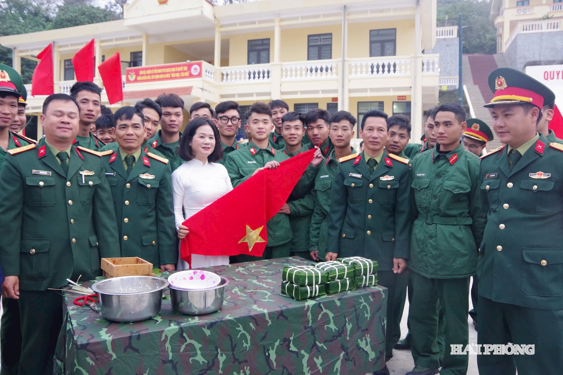 goi-banh-chung-thi(1).jpg