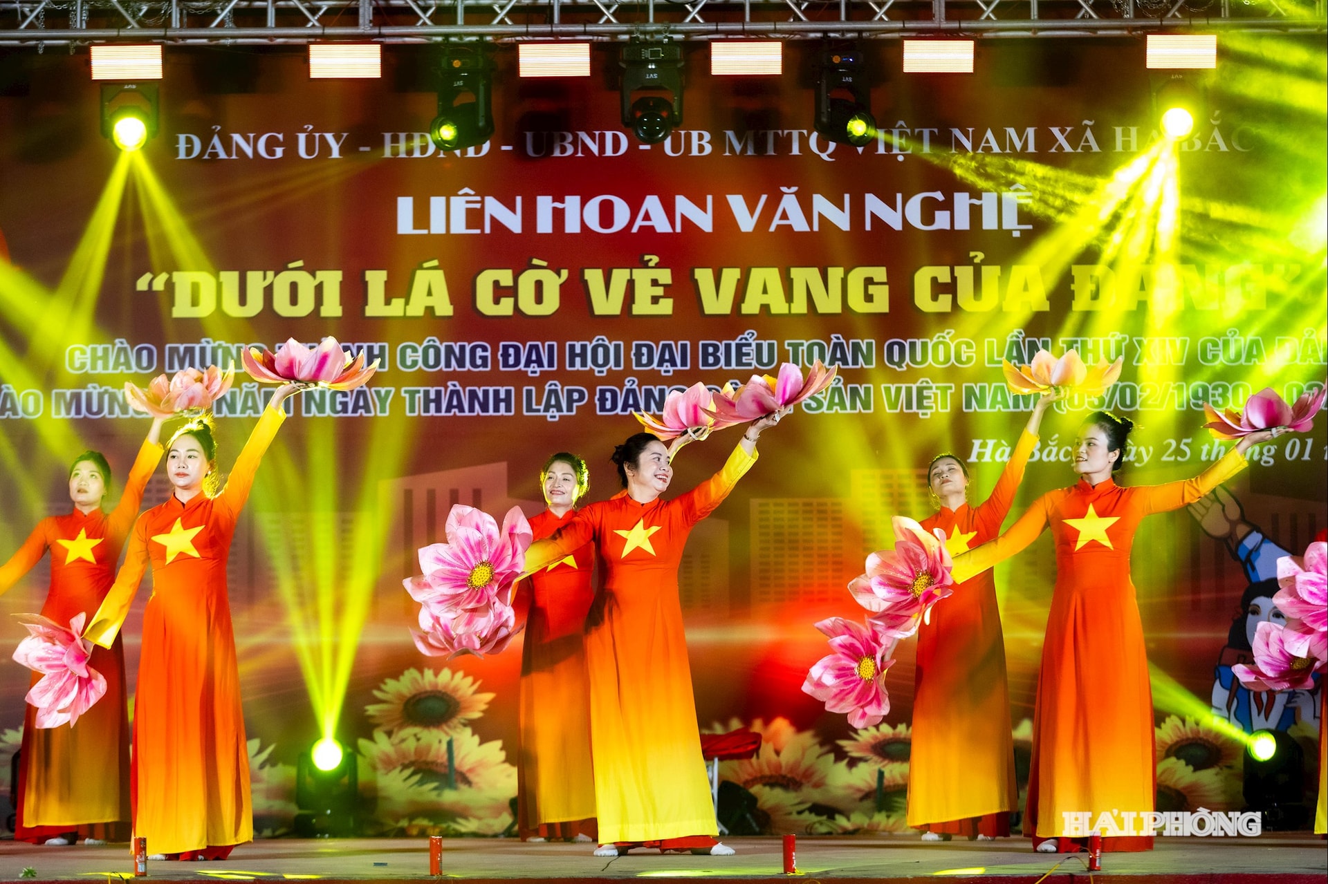 lien-hoan-van-nghe-9.jpg
