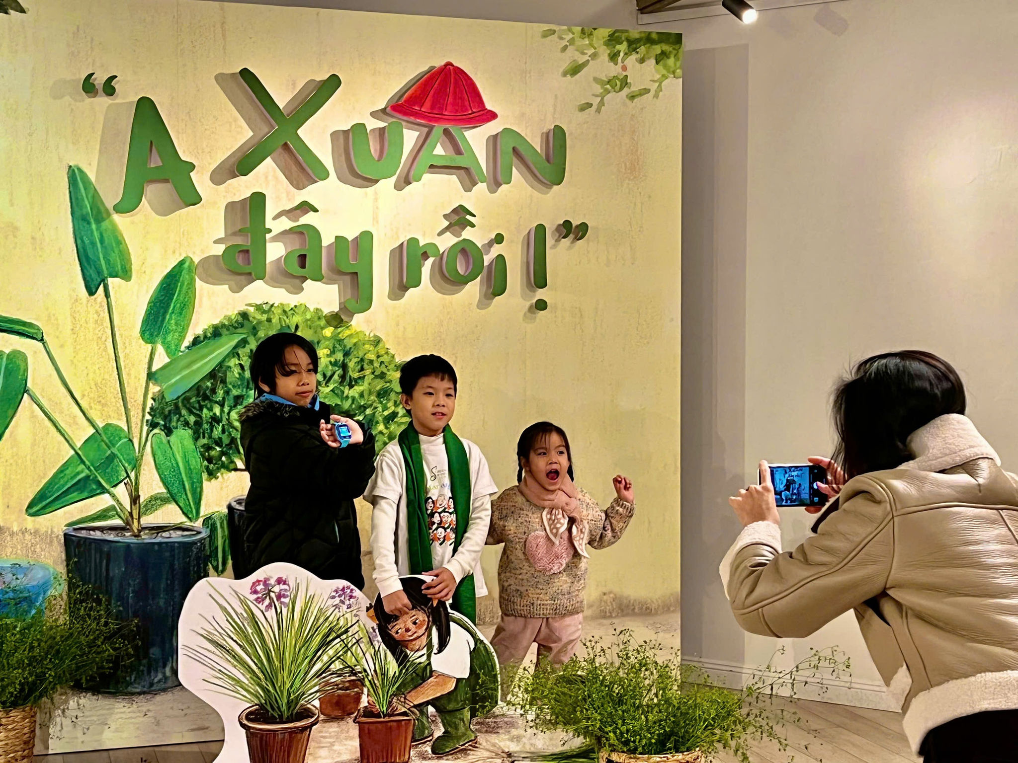 Gọi Xuân về trên từng trang sách tranh - Ảnh 1. Gọi Xuân về trên từng trang sách tranh - Ảnh 1.