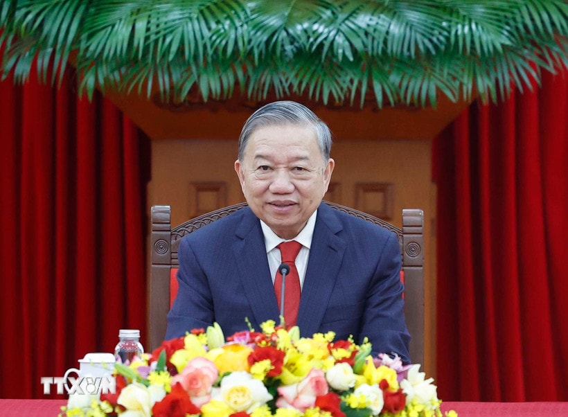 Tổng Bí thư Tô Lâm điện đàm với Tổng Bí thư, Chủ tịch nước Cộng hòa Nhân dân Trung Hoa Tập Cận Bình. (Ảnh: Thống Nhất/TTXVN)