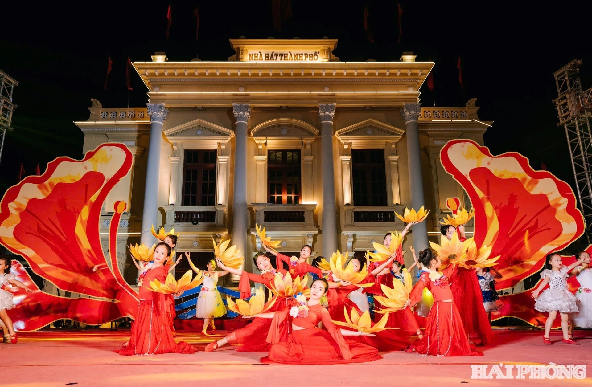 nghe-thuat-duong-pho.jpg