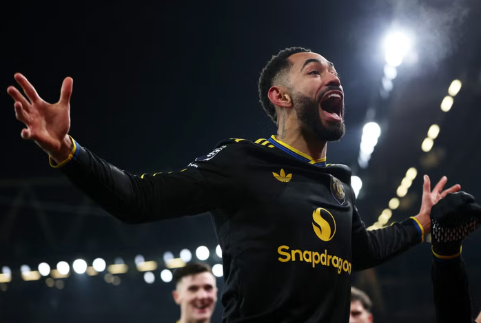 Arsenal thua sốc Man United sân nhà, Ngoại hạng Anh sôi sục - Ảnh 8.