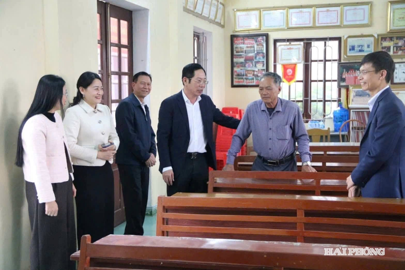dc-phung.jpg