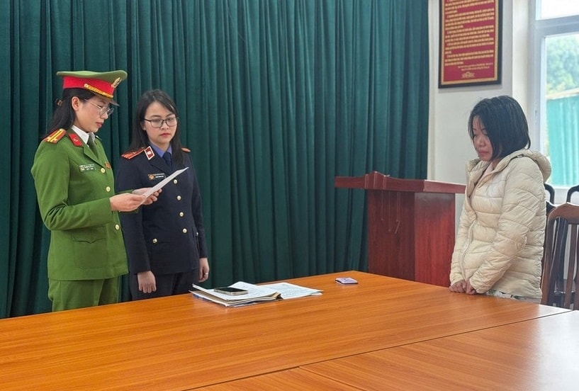 hanh-ha-nguoi-khac.jpg