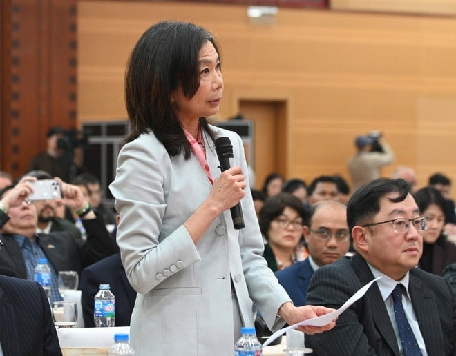 ngoai-giao.jpg