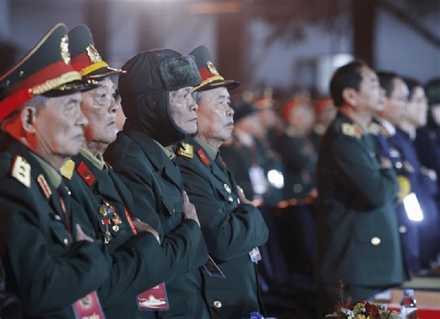 cau-truyen-hinh3.png
