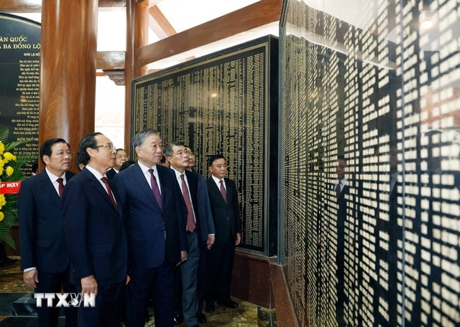 cac-anh-hung-liet-si.jpg