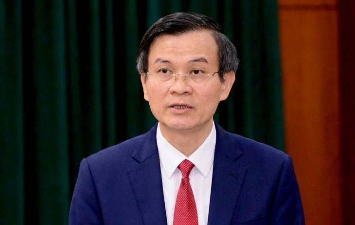 doan-minh-huantto-17697642209101892629238.png.webp