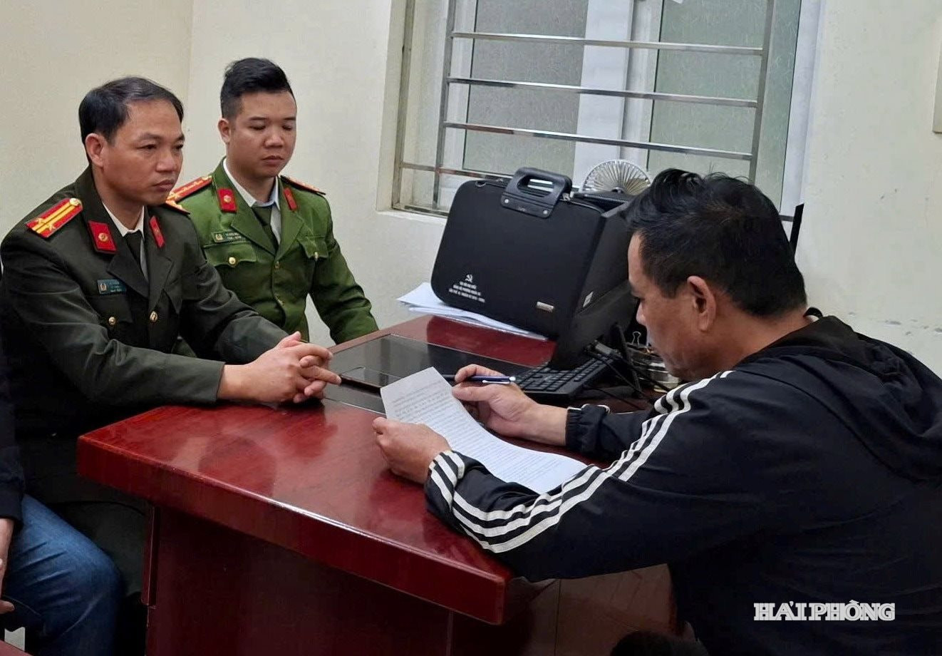 Công an phường An Biên phạt ông N.H.H. 7,5 triệu đồng vì đăng tải thông tin sai sự thật, xuyên tạc lên mạng xã hội Facebook.