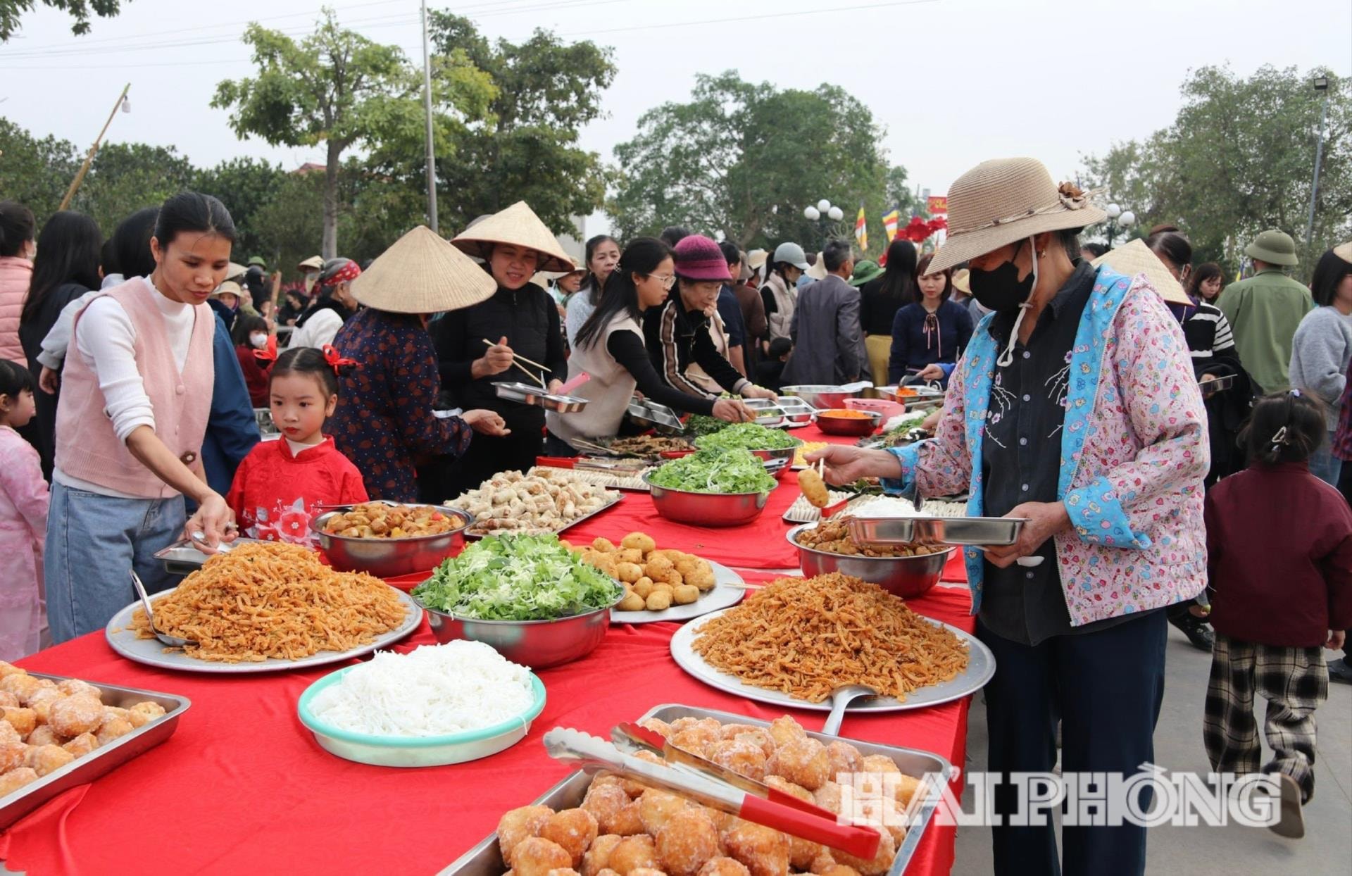 an-chay-mien-phi(1).jpg
