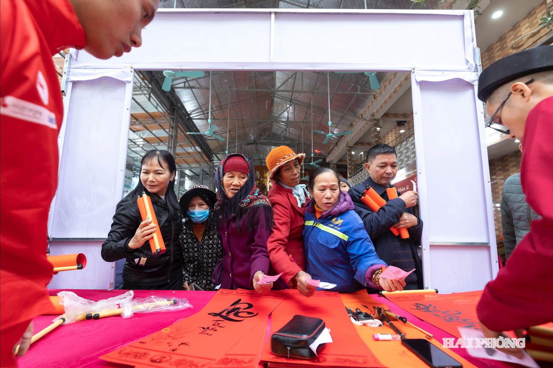 cho-tet-nhan-ai-12.jpg