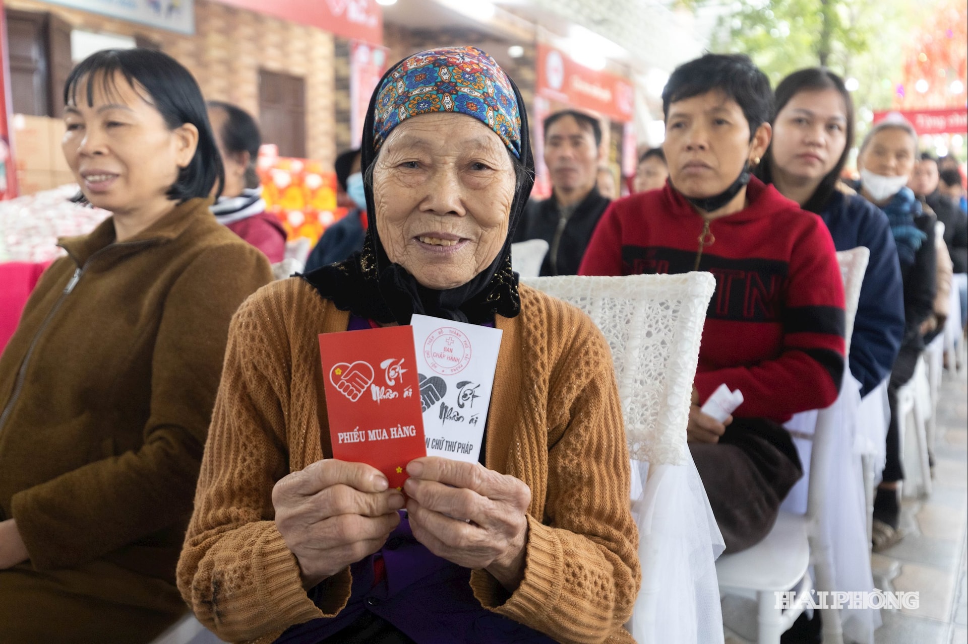 cho-tet-nhan-ai-4.jpg