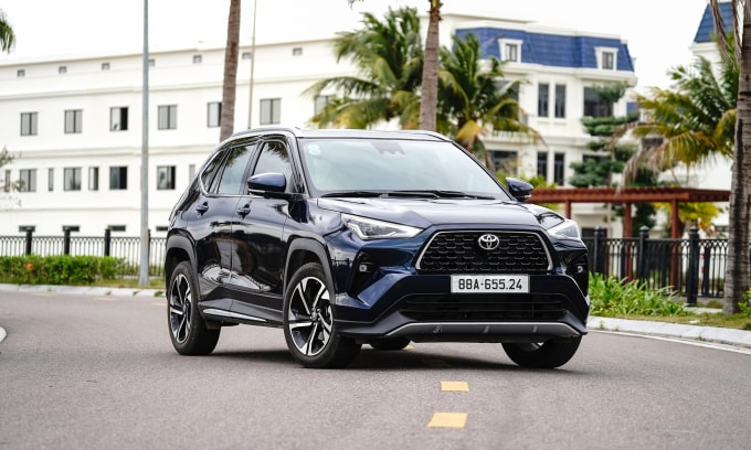 Một mẫu Yaris Cross bản chạy xăng lăn bánh tại Gia Lai. Ảnh: Thành Nhạn