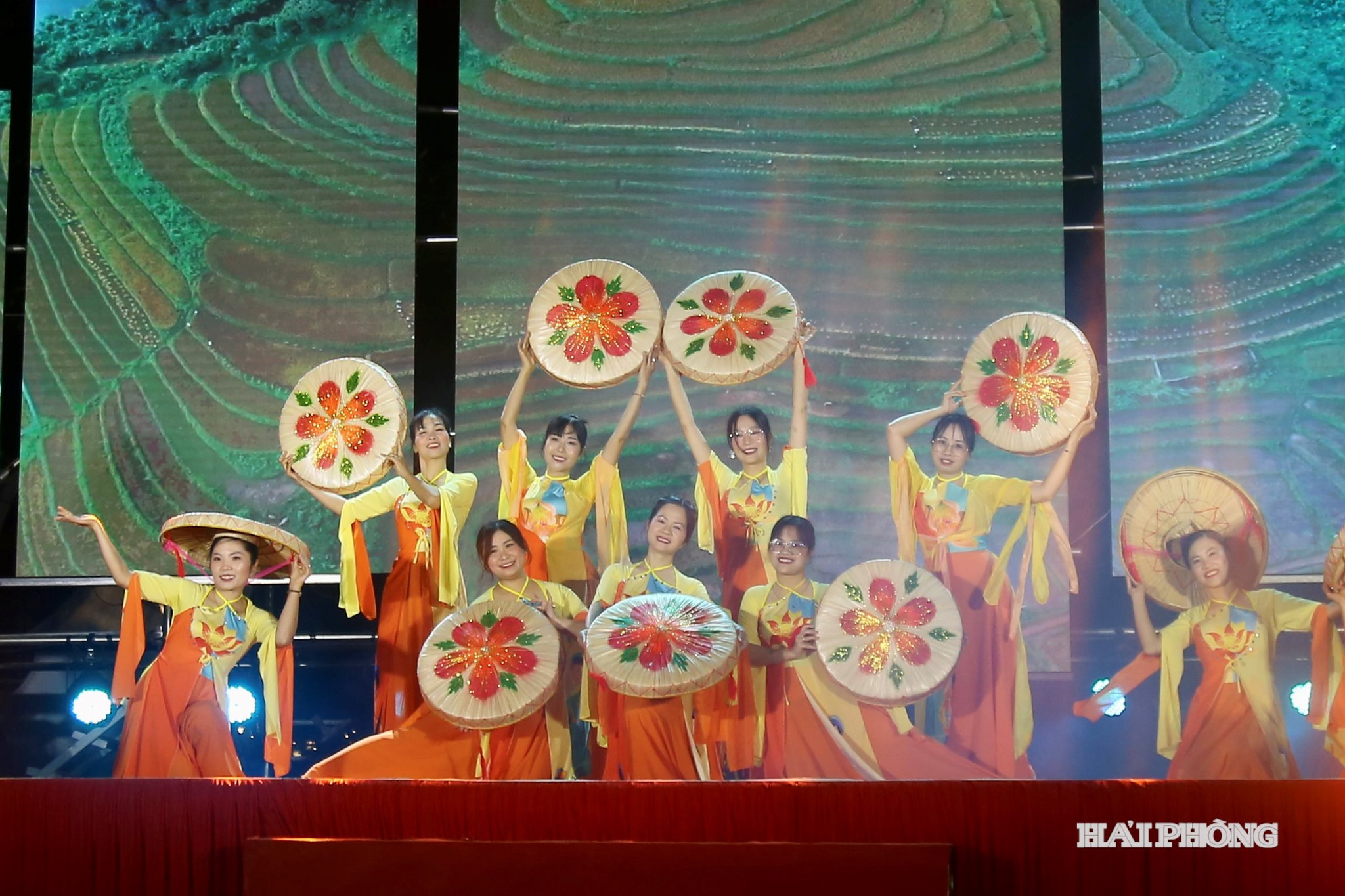 le-thanh-nghi7.jpg