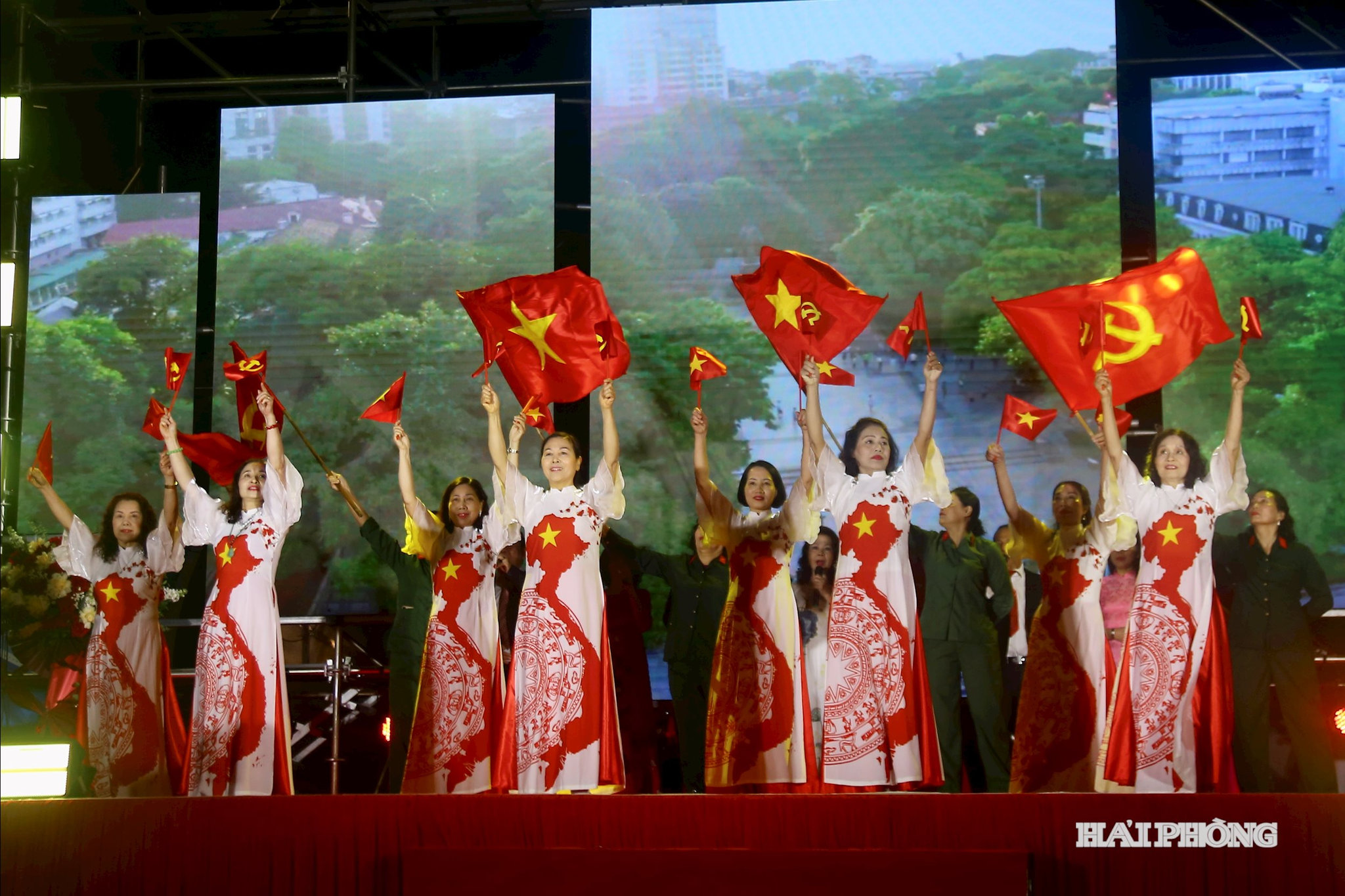 le-thanh-nghi8.jpg