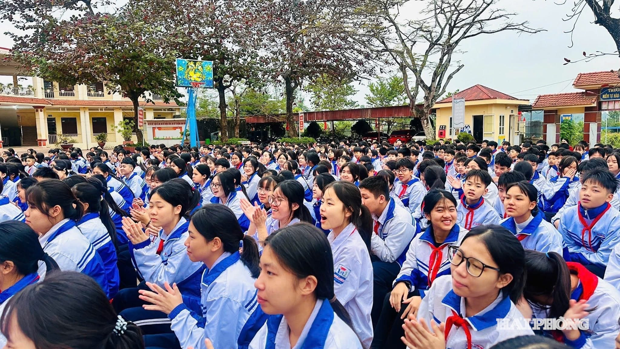tuyen truyen 4