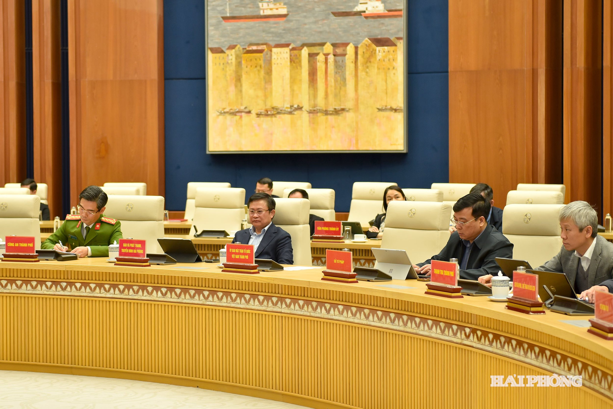 Các đại biểu dự hội nghị.