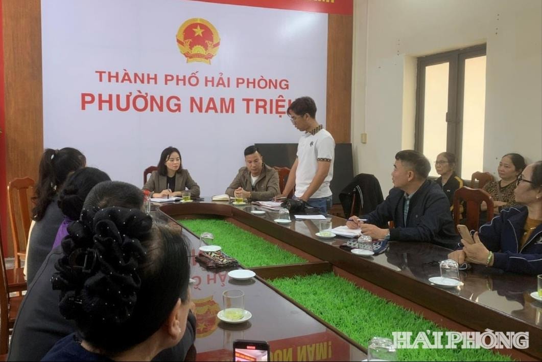 ubnd-phuong-nam-trieu-hop-chuan-bi-to-chuc-giao-luu-hat-dum-chao-xuan-binh-ngo(1).jpg