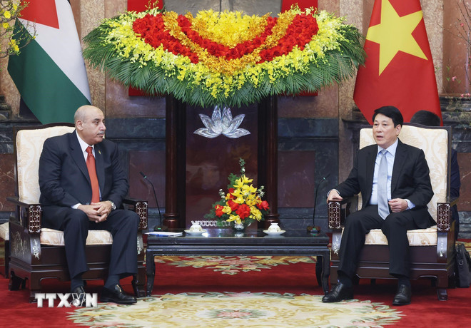 Chủ tịch nước Lương Cường hội kiến Chủ tịch Hạ viện Vương quốc Hashemite Jordan Mazen Turki El Qadi đang thăm chính thức Việt Nam. (Ảnh: Lâm Khánh/TTXVN) ttxvn-ctn-jordan-3.jpg