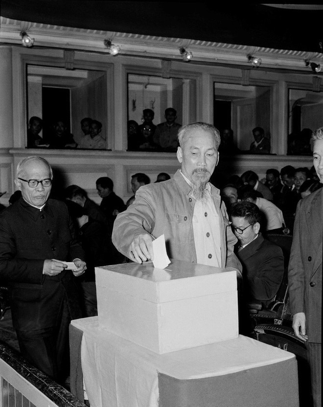 quoc-hoi-khoa-i.jpg