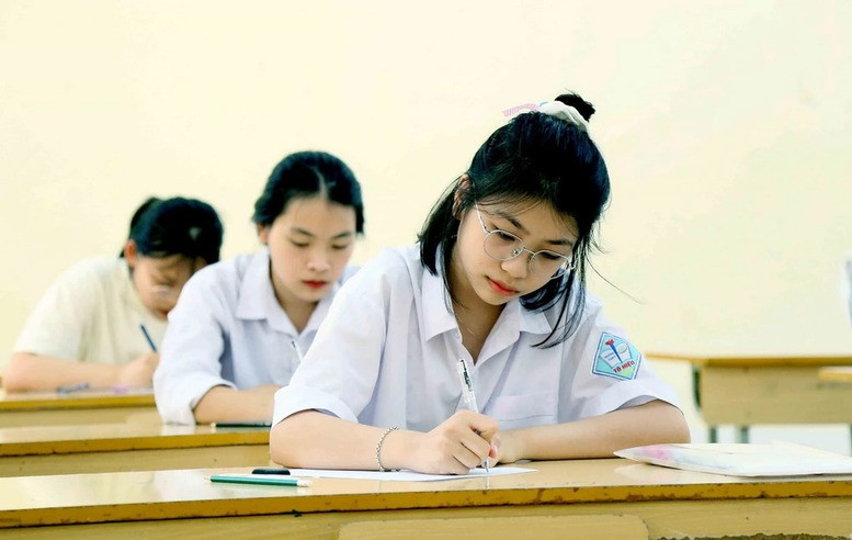 Không tăng chỉ tiêu tuyển sinh đối với các ngành, nhóm ngành có tỷ lệ sinh viên thôi học trong năm đầu vượt quá 15%.