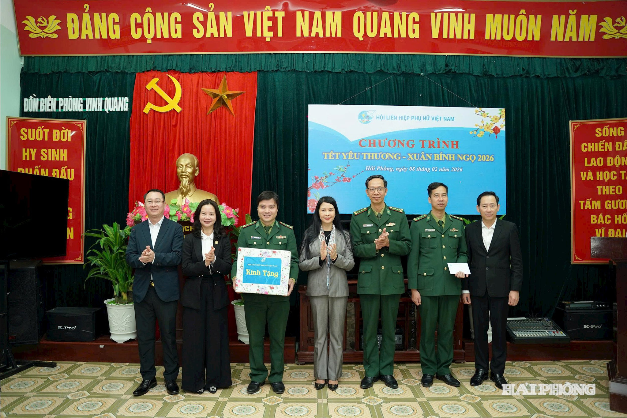 phu-nu-86.jpg