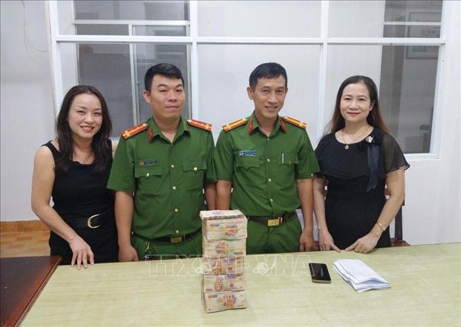 Chú thích ảnh