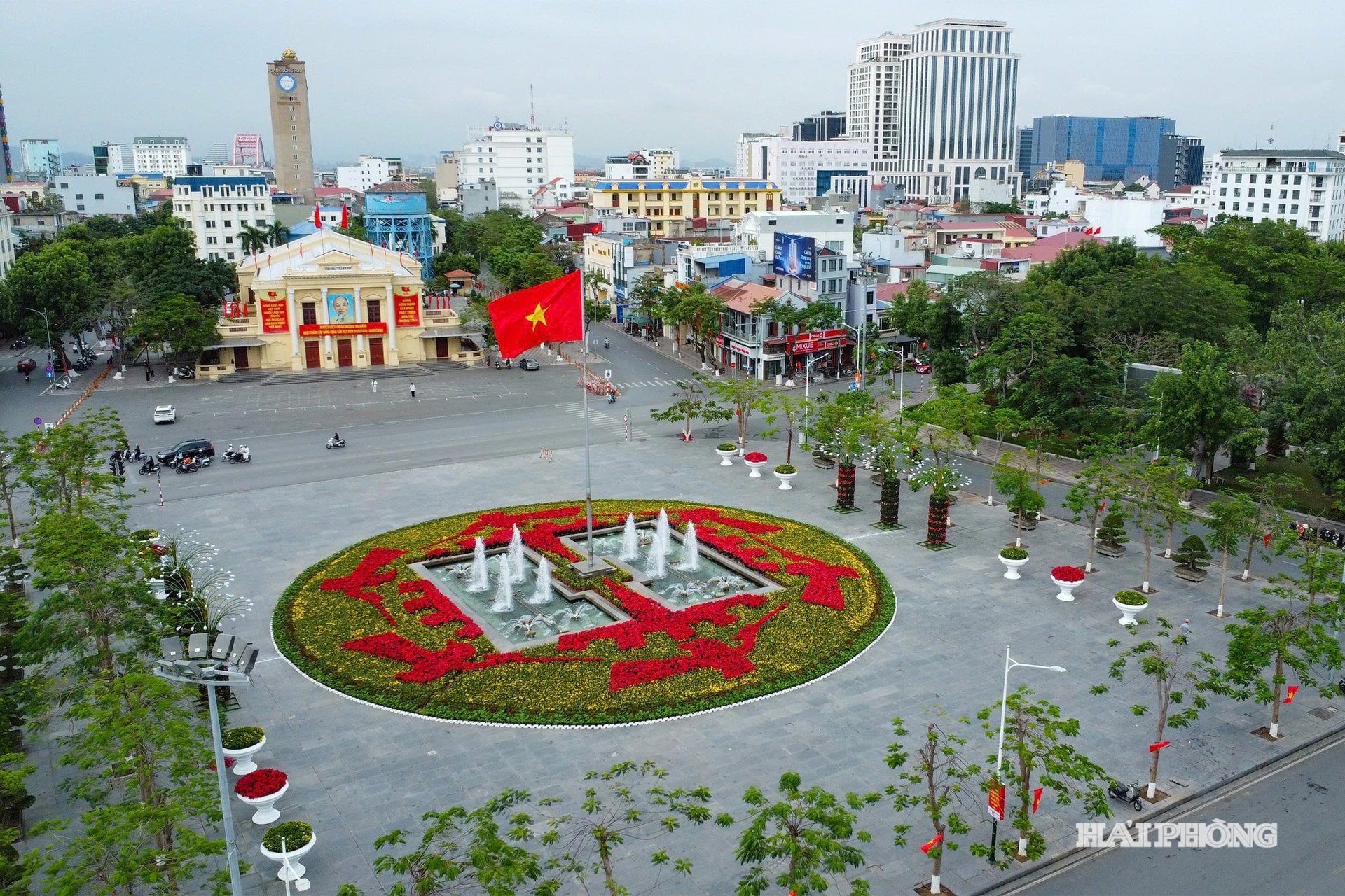 trang-tri-tet.jpg