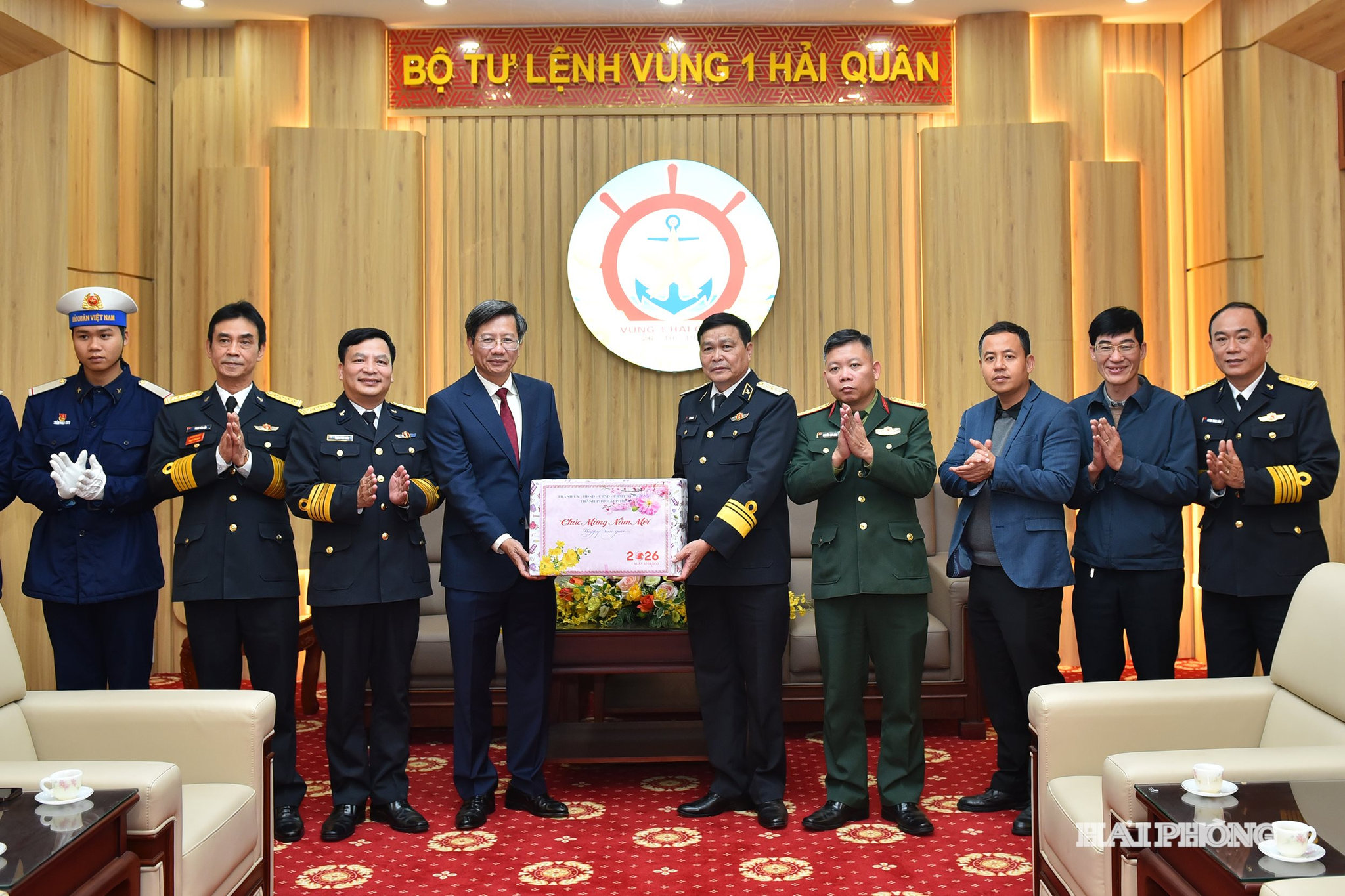 pct quan chuc tet3