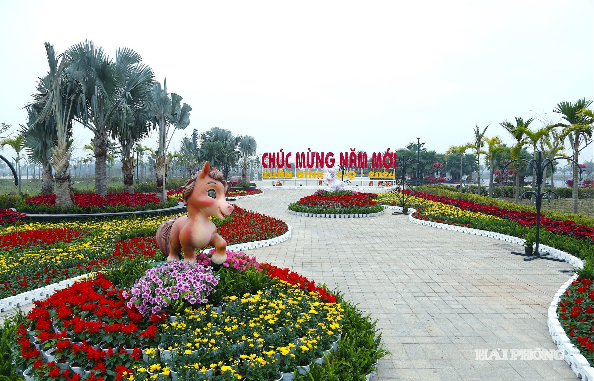 trang-tri3.jpg