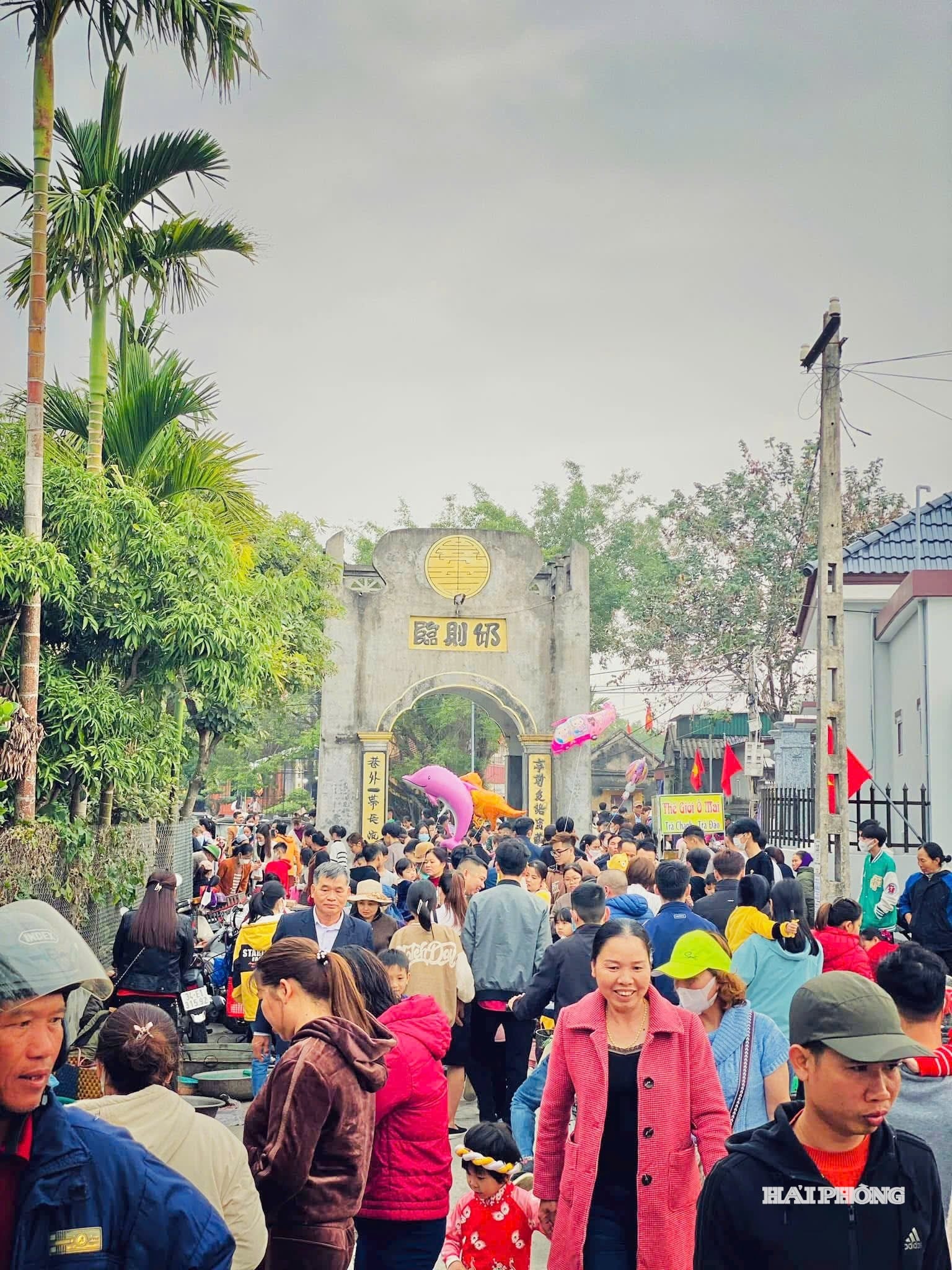 cho-dinh-ca-1.jpg