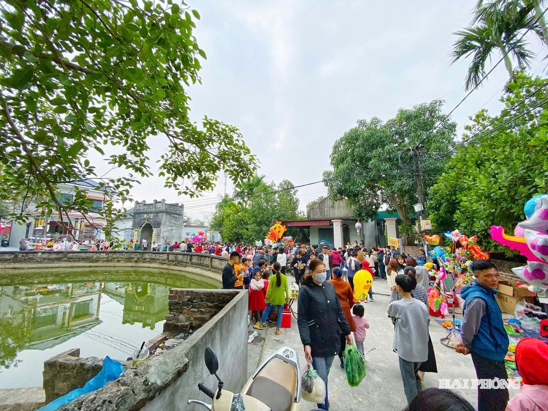 cho-dinh-ca.jpg
