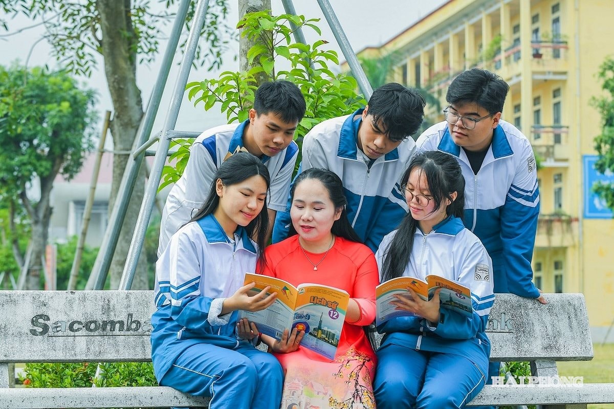 co-quyen.jpg