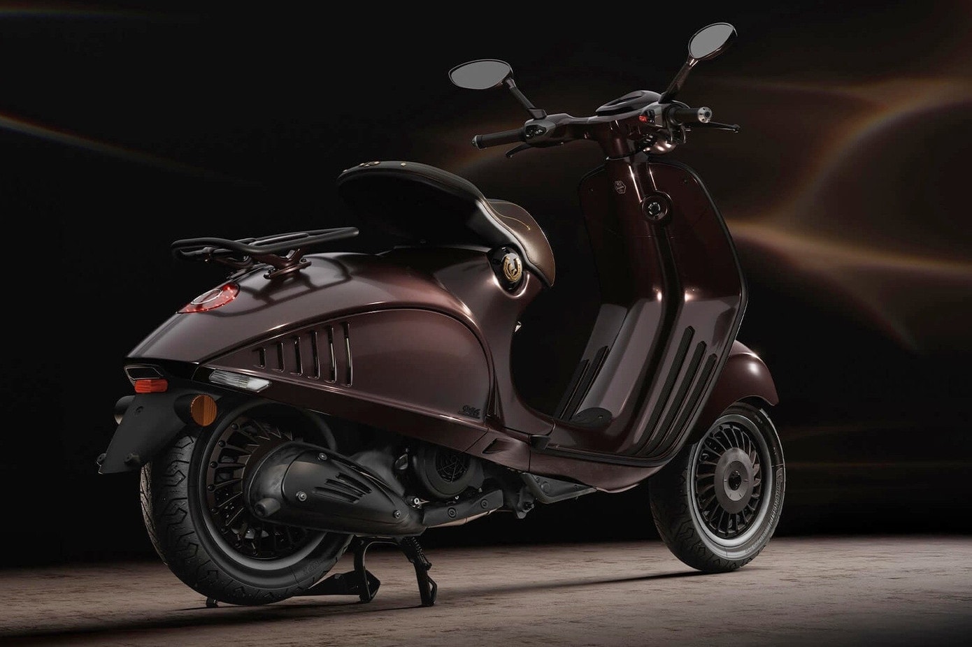 vespa-946-horse-limited-edition-2026-announced.jpg