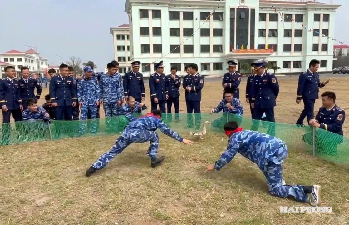 Thi bịt mắt bắt vịt tại Hải đoàn 11, Bộ Tư lệnh Vùng Cảnh sát biển 1