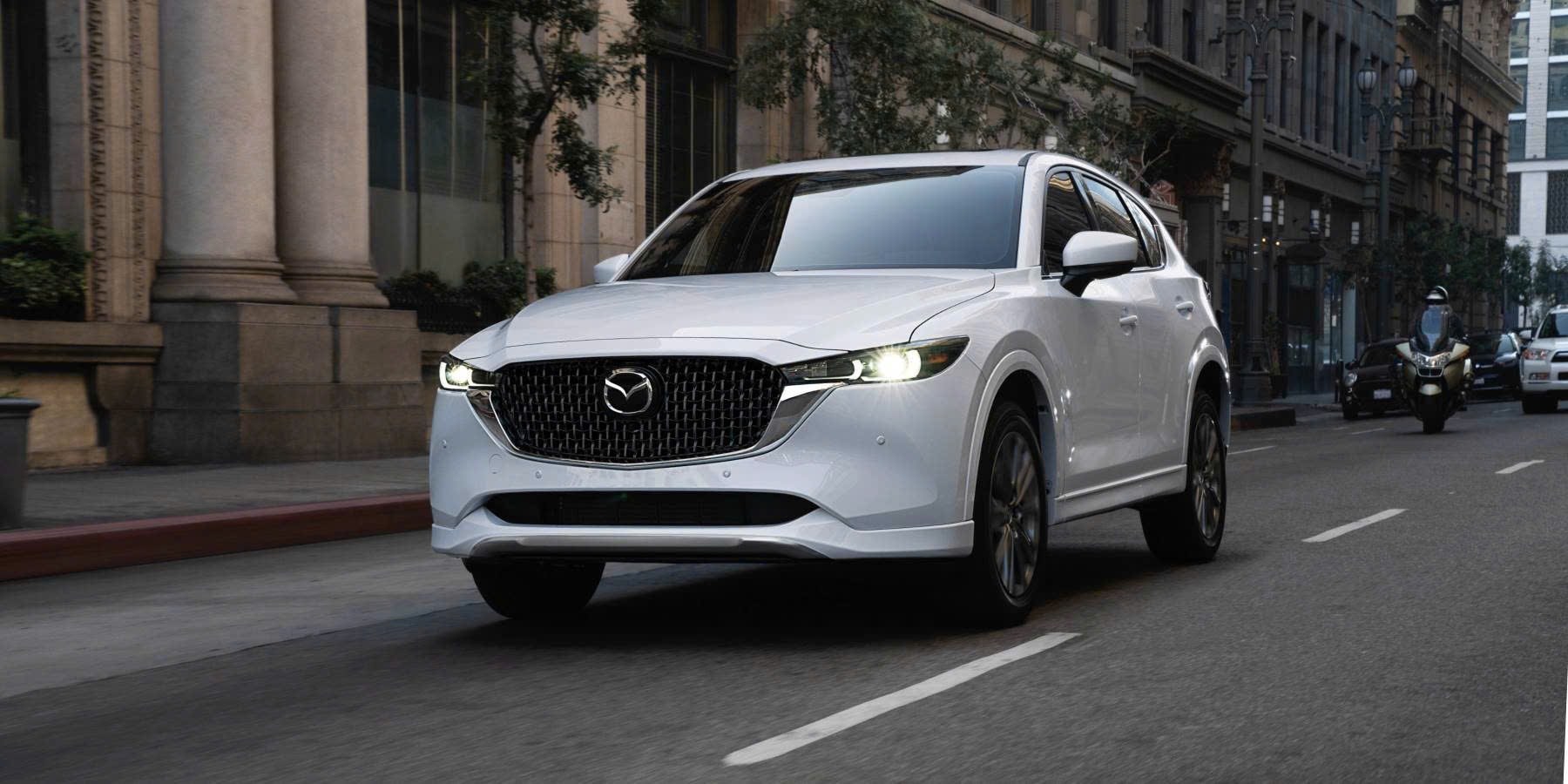 Top 10 xe động cơ đốt trong bán chạy nhất đầu năm 2026: Xe gầm cao thống trị - 1