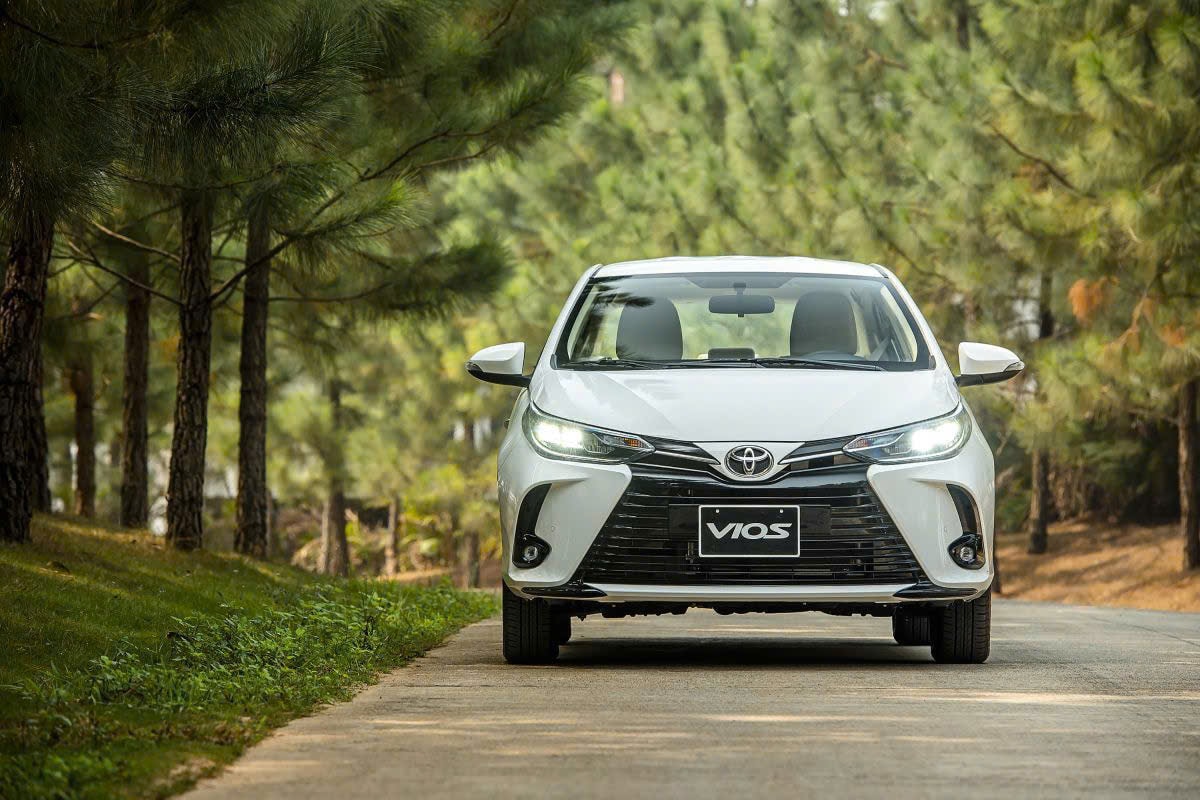 Top 10 xe động cơ đốt trong bán chạy nhất đầu năm 2026: Xe gầm cao thống trị - 10